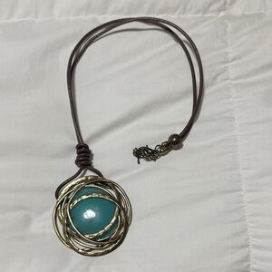 Elegant Gold and Aqua Pendant Necklace